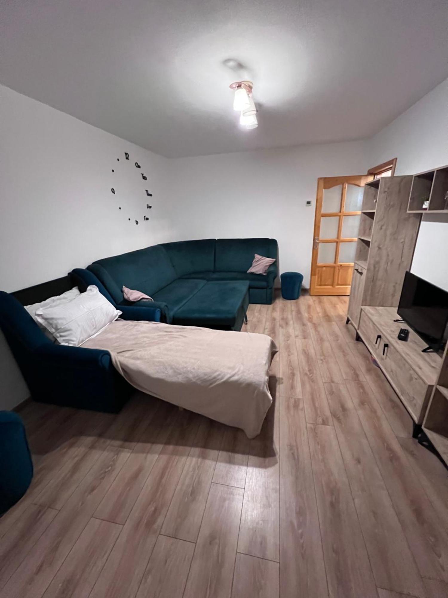 Aparthotel Brasov Exterior photo